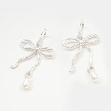 Load image into Gallery viewer, TEARDROP RIBBON EARRINGS