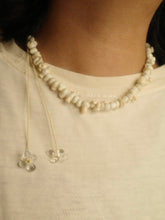 Load image into Gallery viewer, PINCHED NECKLACE
